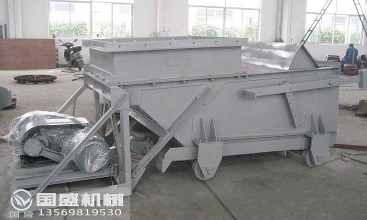 銅黃粉K型往復(fù)式給料機(jī) 銅黃粉K型往復(fù)式給料機(jī)